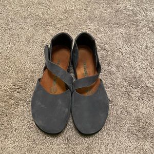 Blue leather Velcro strap shoes